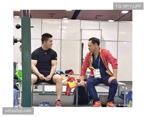 石智勇这训练强度，练完直接躺平连饭都懒得吃？